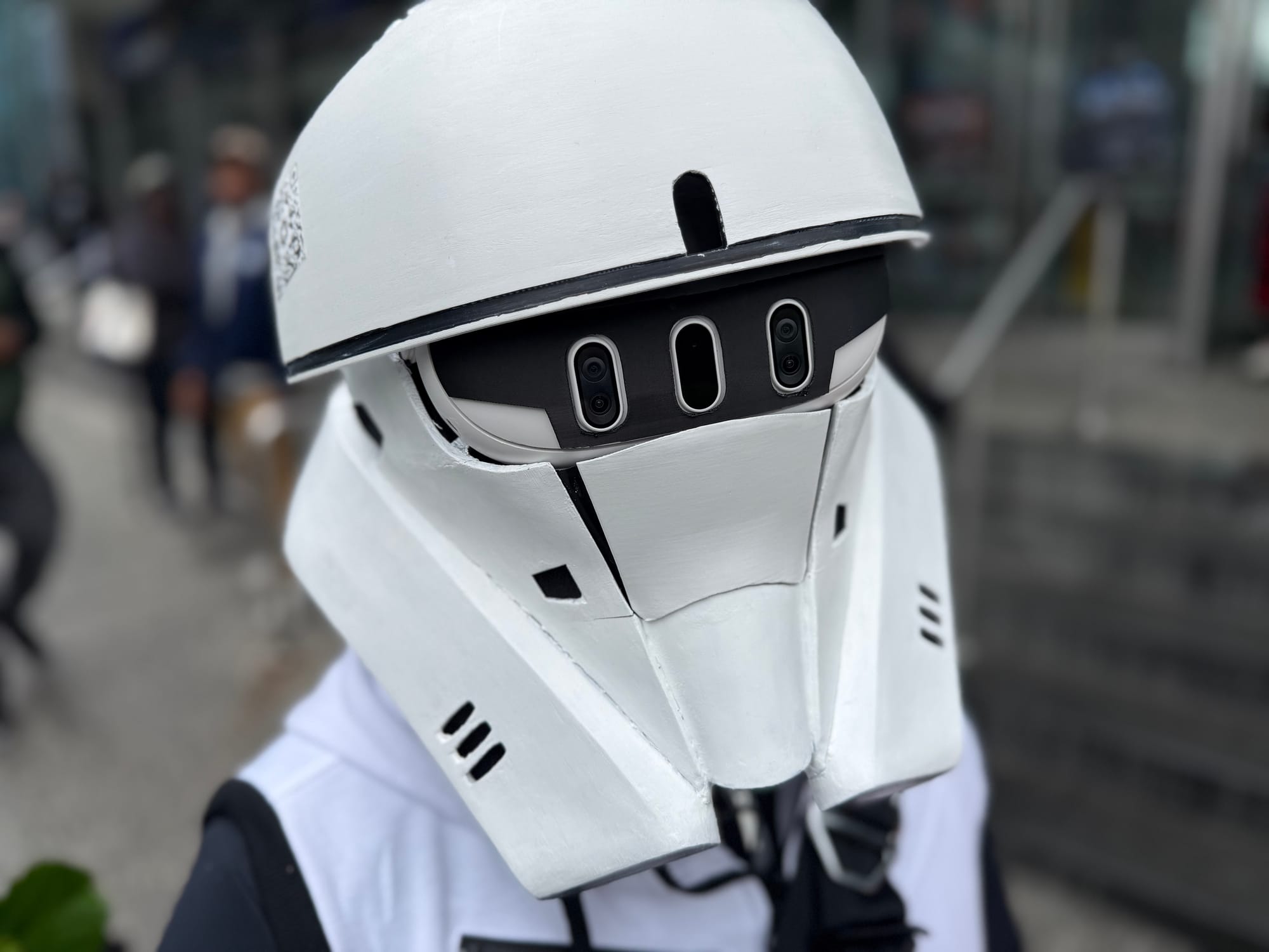 VR-Innovation auf der New York Comic Con: Quest 3 im Stormtrooper-Cosplay thumbnail68ea87eb83dabe0001e397b6.jpg